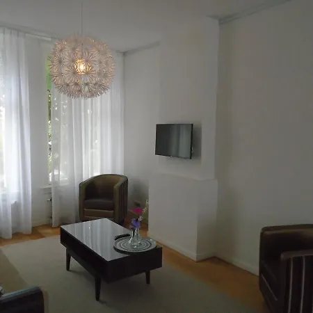 Bella Vista Studio's The Hague